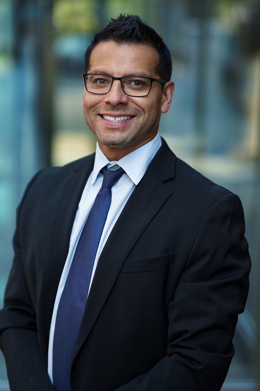 businessman, smile, portrait, suit, tie, formal, man, male, adult, smiling, fashion, pose